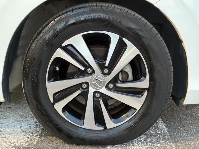 フリード＋ Ｇ・ホンダセンシング　衝突軽減ブレーキ　レーンキープアシスト　フロアマット　純正ナビ　ワンセグ　ＣＤ　ＢＴ接続　バックカメラ　アイドリングストップ　スマートキー　ＥＴＣ　アダプティブクルコン　ドラレコＦＲ　両側デンスラ（52枚目）