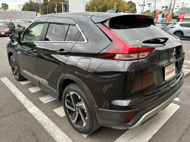 エクリプスクロスPHEV G 衝突軽減ブレーキ レーンアシスト 社外ナビ CD BT接続 バックカメラ スマートキー プッシュスタート ETC コーナーセンサー クルーズコントロール シートヒーター 電動格納ミラー オートライト(9枚目)