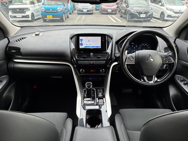 エクリプスクロスPHEV G 衝突軽減ブレーキ レーンアシスト 社外ナビ CD BT接続 バックカメラ スマートキー プッシュスタート ETC コーナーセンサー クルーズコントロール シートヒーター 電動格納ミラー オートライト(11枚目)