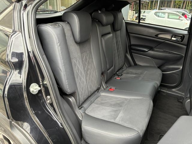 エクリプスクロスPHEV G 衝突軽減ブレーキ レーンアシスト 社外ナビ CD BT接続 バックカメラ スマートキー プッシュスタート ETC コーナーセンサー クルーズコントロール シートヒーター 電動格納ミラー オートライト(16枚目)