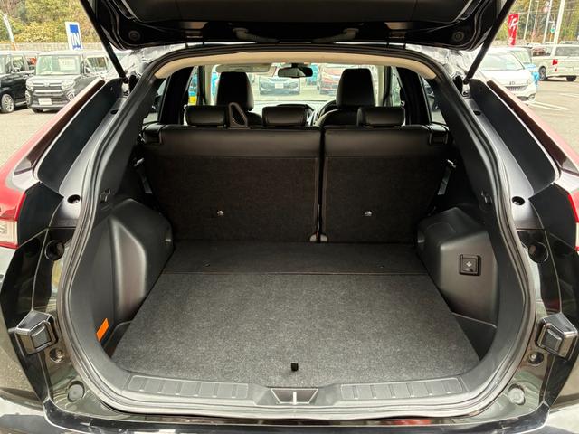 エクリプスクロスPHEV G 衝突軽減ブレーキ レーンアシスト 社外ナビ CD BT接続 バックカメラ スマートキー プッシュスタート ETC コーナーセンサー クルーズコントロール シートヒーター 電動格納ミラー オートライト(17枚目)