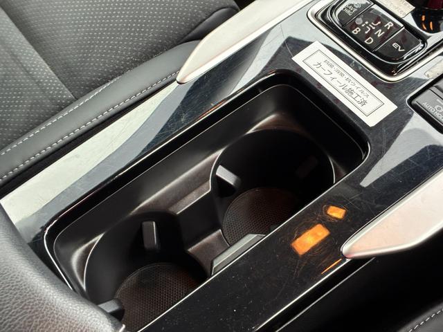 エクリプスクロスPHEV G 衝突軽減ブレーキ レーンアシスト 社外ナビ CD BT接続 バックカメラ スマートキー プッシュスタート ETC コーナーセンサー クルーズコントロール シートヒーター 電動格納ミラー オートライト(30枚目)