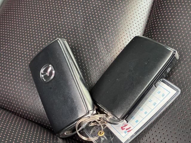 �����l�X���X�͂Q�O�Q�O�N�P���P���I�[�v���I�펞�P�Q�O��ȏ�̂��Ԃ��Y�����ƕ���ł���܂��I����