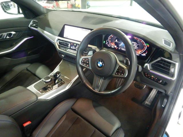 ３シリーズ ３２０ｉ　Ｍスポーツ　コンフォートパッケージ　バックカメラ　シートヒーター　パワーシート　パドルシフト　レーダークルコン　純正１９インチアルミ　パワートランク　ＬＥＤヘッドライト（45枚目）