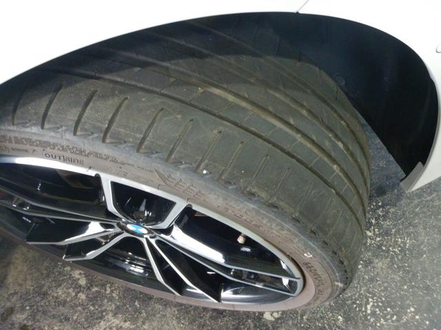 ３シリーズ ３２０ｉ　Ｍスポーツ　コンフォートパッケージ　バックカメラ　シートヒーター　パワーシート　パドルシフト　レーダークルコン　純正１９インチアルミ　パワートランク　ＬＥＤヘッドライト（70枚目）