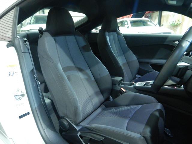 ＴＴクーペ １．８ＴＦＳＩ　スタイル＋　限定１００台　ＬＥＤヘッドライト　Ｓラインエクステリア　サイドアシスト　アウディパーキングシステム　純正１８インチアルミ（25枚目）