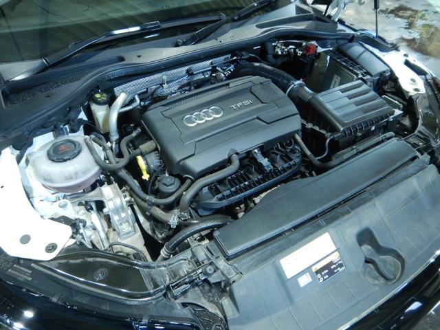 ＴＴクーペ １．８ＴＦＳＩ　スタイル＋　限定１００台　ＬＥＤヘッドライト　Ｓラインエクステリア　サイドアシスト　アウディパーキングシステム　純正１８インチアルミ（61枚目）
