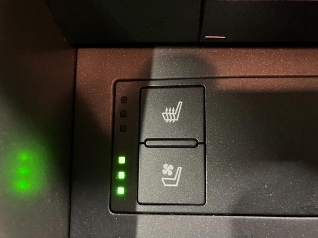 IS IS300h バージョンL 茶本革シート 純正ナビ バックカメラ フルセグ レーダークルコン BSM シートヒーター&シートベンチレーション パワーシート ETC2.0 パドルシフト 純正17インチアルミ(15枚目)