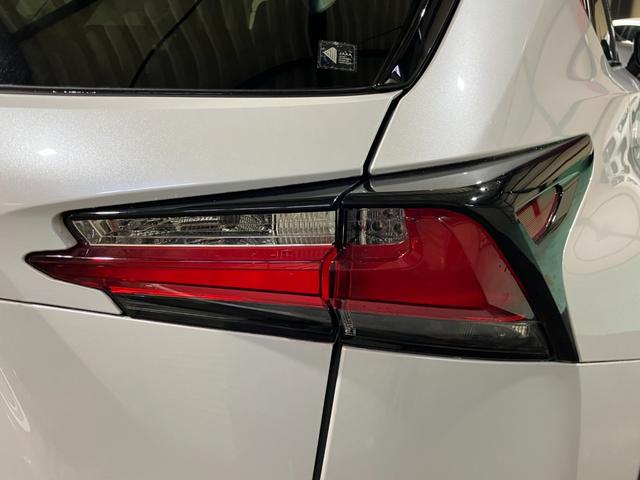 NX  本革シート 純正ナビ バックモニター フルセグ 三眼LEDヘッドライト パワーバックドア シート&ステアリングヒーター クルコン パワーシート 純正18インチアルミ(40枚目)