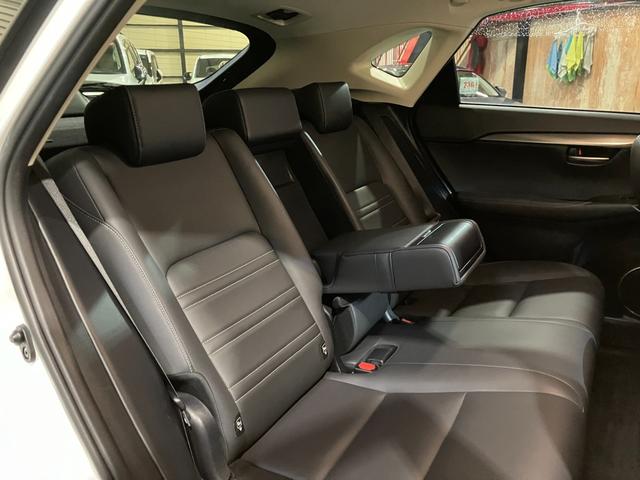 NX  本革シート 純正ナビ バックモニター フルセグ 三眼LEDヘッドライト パワーバックドア シート&ステアリングヒーター クルコン パワーシート 純正18インチアルミ(54枚目)