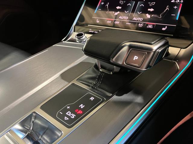 Ａ６アバント ４０ＴＤＩクワトロ　スポーツ　Ｓラインパッケージ　本革シート　マトリクスＬＥＤヘッドライト　サラウンドビュー　パークアシストプラス　バーチャルコックピットプラス　オートテールゲート　シートヒーター　パワーシート　レーダークルコン（16枚目）