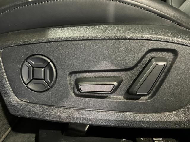 Ａ６アバント ４０ＴＤＩクワトロ　スポーツ　Ｓラインパッケージ　本革シート　マトリクスＬＥＤヘッドライト　サラウンドビュー　パークアシストプラス　バーチャルコックピットプラス　オートテールゲート　シートヒーター　パワーシート　レーダークルコン（50枚目）