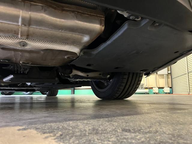 Ａ６アバント ４０ＴＤＩクワトロ　スポーツ　Ｓラインパッケージ　本革シート　マトリクスＬＥＤヘッドライト　サラウンドビュー　パークアシストプラス　バーチャルコックピットプラス　オートテールゲート　シートヒーター　パワーシート　レーダークルコン（69枚目）