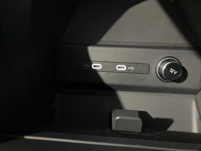 Ｑ４ ｅ－トロン ４０ｅ－トロン　Ｓライン　Ｓラインインテリアプラスパッケージ　マトリクスＬＥＤヘッドライト　バーチャルコックピット　サラウンドビューカメラ　オートテールゲート（19枚目）