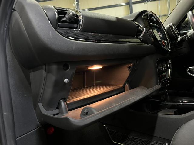 ＭＩＮＩ クーパーＳ　クラブマン　純正ナビ　バックカメラ　クルコン　ＬＥＤヘッドライト　純正１７インチアルミ（66枚目）