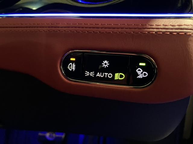 コンチネンタル ＧＴ　マリナードライビングスペック　ＣＥＮＴＥＮＡＲＹスペック　フロントシートコンフォートスペック　ベントレーローテーションディスプレイ　ムードライティングスペック　ナイトビジョン　２２インチアロイホイール（4枚目）