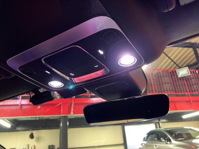 コンチネンタル ＧＴ　マリナードライビングスペック　ＣＥＮＴＥＮＡＲＹスペック　フロントシートコンフォートスペック　ベントレーローテーションディスプレイ　ムードライティングスペック　ナイトビジョン　２２インチアロイホイール（8枚目）