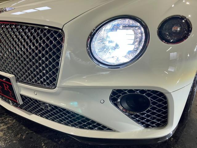 コンチネンタル ＧＴ　マリナードライビングスペック　ＣＥＮＴＥＮＡＲＹスペック　フロントシートコンフォートスペック　ベントレーローテーションディスプレイ　ムードライティングスペック　ナイトビジョン　２２インチアロイホイール（20枚目）