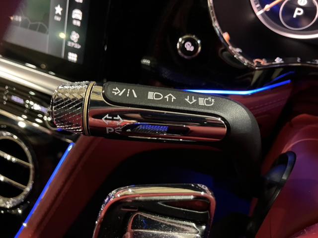 コンチネンタル ＧＴ　マリナードライビングスペック　ＣＥＮＴＥＮＡＲＹスペック　フロントシートコンフォートスペック　ベントレーローテーションディスプレイ　ムードライティングスペック　ナイトビジョン　２２インチアロイホイール（28枚目）