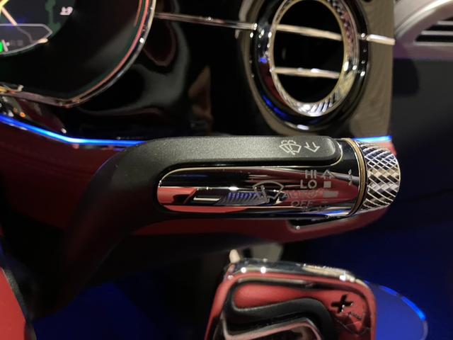 コンチネンタル ＧＴ　マリナードライビングスペック　ＣＥＮＴＥＮＡＲＹスペック　フロントシートコンフォートスペック　ベントレーローテーションディスプレイ　ムードライティングスペック　ナイトビジョン　２２インチアロイホイール（35枚目）