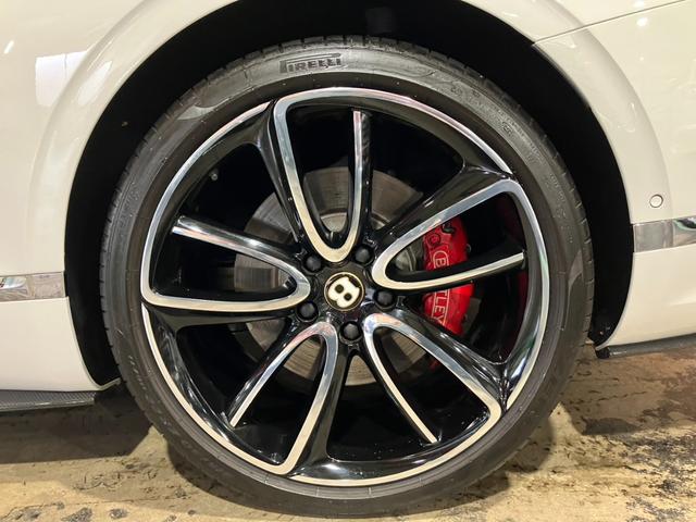 コンチネンタル ＧＴ　マリナードライビングスペック　ＣＥＮＴＥＮＡＲＹスペック　フロントシートコンフォートスペック　ベントレーローテーションディスプレイ　ムードライティングスペック　ナイトビジョン　２２インチアロイホイール（41枚目）