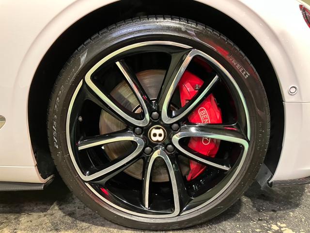 コンチネンタル ＧＴ　マリナードライビングスペック　ＣＥＮＴＥＮＡＲＹスペック　フロントシートコンフォートスペック　ベントレーローテーションディスプレイ　ムードライティングスペック　ナイトビジョン　２２インチアロイホイール（55枚目）