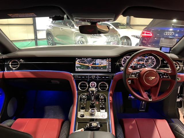 コンチネンタル ＧＴ　マリナードライビングスペック　ＣＥＮＴＥＮＡＲＹスペック　フロントシートコンフォートスペック　ベントレーローテーションディスプレイ　ムードライティングスペック　ナイトビジョン　２２インチアロイホイール（56枚目）