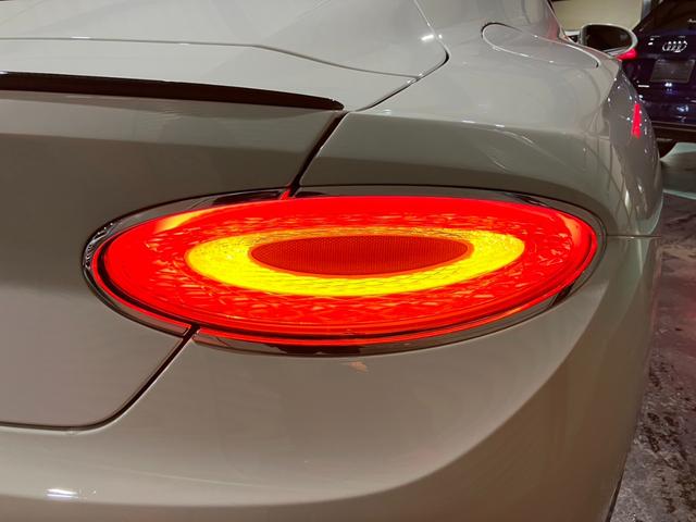 コンチネンタル ＧＴ　マリナードライビングスペック　ＣＥＮＴＥＮＡＲＹスペック　フロントシートコンフォートスペック　ベントレーローテーションディスプレイ　ムードライティングスペック　ナイトビジョン　２２インチアロイホイール（59枚目）