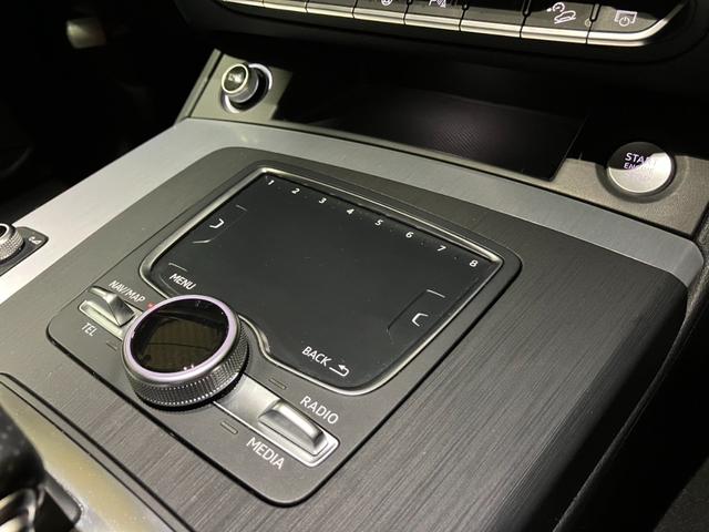 Ｑ５ ４０ＴＤＩクワトロ　スポーツ　アシスタンスパッケージ　バーチャルコックピット　サラウンドビューカメラ　アクティブレーンアシスト　パークアシスト　シートヒーター　ＬＥＤヘッドライト　オートリアゲート（9枚目）
