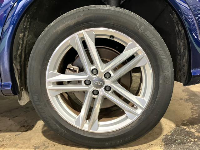 Ｑ５ ４０ＴＤＩクワトロ　スポーツ　アシスタンスパッケージ　バーチャルコックピット　サラウンドビューカメラ　アクティブレーンアシスト　パークアシスト　シートヒーター　ＬＥＤヘッドライト　オートリアゲート（15枚目）