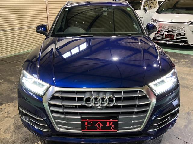 Ｑ５ ４０ＴＤＩクワトロ　スポーツ　アシスタンスパッケージ　バーチャルコックピット　サラウンドビューカメラ　アクティブレーンアシスト　パークアシスト　シートヒーター　ＬＥＤヘッドライト　オートリアゲート（17枚目）