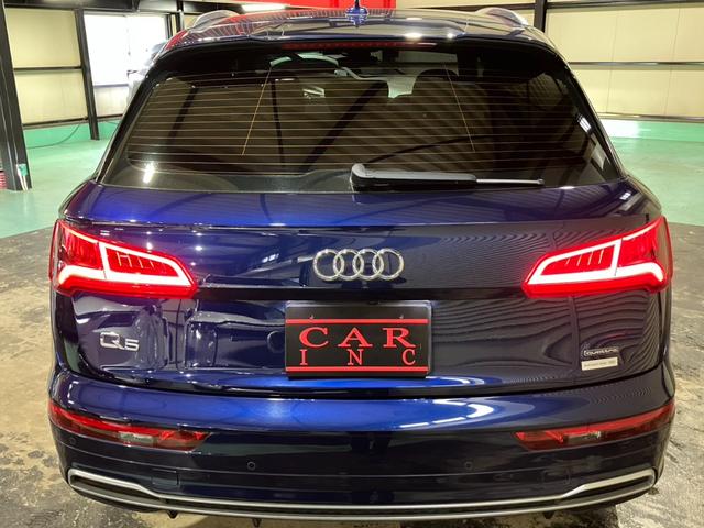 Ｑ５ ４０ＴＤＩクワトロ　スポーツ　アシスタンスパッケージ　バーチャルコックピット　サラウンドビューカメラ　アクティブレーンアシスト　パークアシスト　シートヒーター　ＬＥＤヘッドライト　オートリアゲート（18枚目）