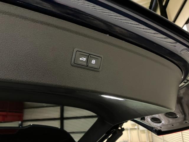 Ｑ５ ４０ＴＤＩクワトロ　スポーツ　アシスタンスパッケージ　バーチャルコックピット　サラウンドビューカメラ　アクティブレーンアシスト　パークアシスト　シートヒーター　ＬＥＤヘッドライト　オートリアゲート（32枚目）