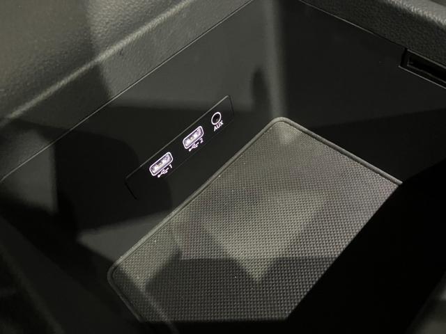 Ｑ５ ４０ＴＤＩクワトロ　スポーツ　アシスタンスパッケージ　バーチャルコックピット　サラウンドビューカメラ　アクティブレーンアシスト　パークアシスト　シートヒーター　ＬＥＤヘッドライト　オートリアゲート（42枚目）