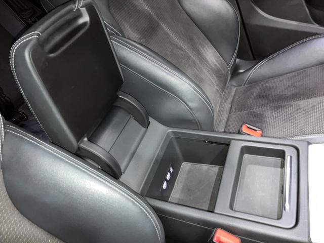 Ｑ５ ４０ＴＤＩクワトロ　スポーツ　アシスタンスパッケージ　バーチャルコックピット　サラウンドビューカメラ　アクティブレーンアシスト　パークアシスト　シートヒーター　ＬＥＤヘッドライト　オートリアゲート（50枚目）