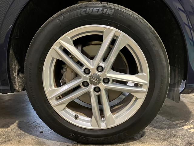 Ｑ５ ４０ＴＤＩクワトロ　スポーツ　アシスタンスパッケージ　バーチャルコックピット　サラウンドビューカメラ　アクティブレーンアシスト　パークアシスト　シートヒーター　ＬＥＤヘッドライト　オートリアゲート（59枚目）