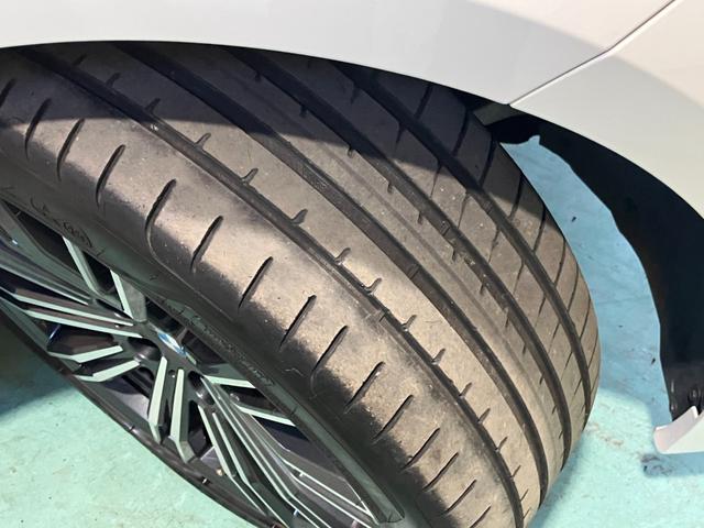 3シリーズ 320iツーリング Mスポーツ ドライビングアシストプロフェッショナル パーキングアシストプラス LEDヘッドライト ワイヤレスチャージング Fシートヒーター オートテールゲート(52枚目)