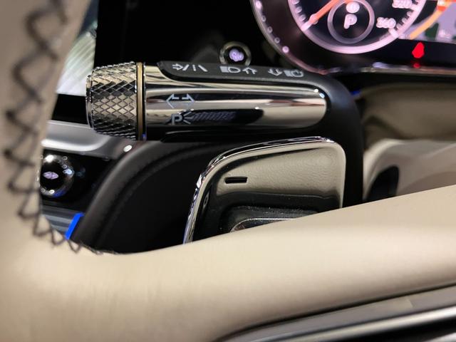 コンチネンタル GT V8マリナー ハードライティングスペック シティスペック ツーリングスペック ブラックラインスペック 22インチアルミ 純正ナビ 360°カメラ フルセグ レーダークルコン(21枚目)