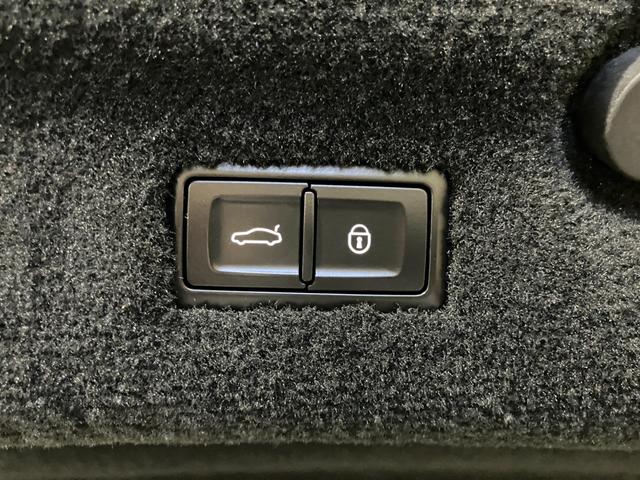 コンチネンタル GT V8マリナー ハードライティングスペック シティスペック ツーリングスペック ブラックラインスペック 22インチアルミ 純正ナビ 360°カメラ フルセグ レーダークルコン(38枚目)