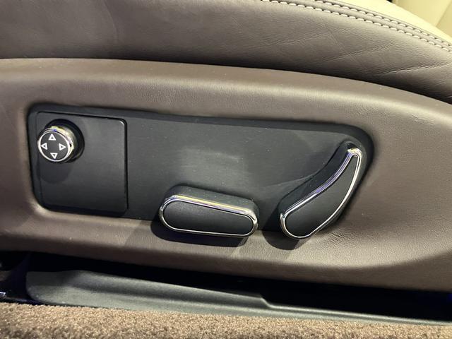 コンチネンタル GT V8マリナー ハードライティングスペック シティスペック ツーリングスペック ブラックラインスペック 22インチアルミ 純正ナビ 360°カメラ フルセグ レーダークルコン(44枚目)