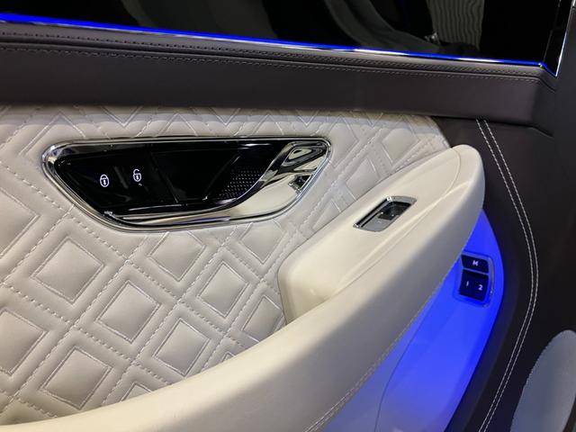 コンチネンタル GT V8マリナー ハードライティングスペック シティスペック ツーリングスペック ブラックラインスペック 22インチアルミ 純正ナビ 360°カメラ フルセグ レーダークルコン(46枚目)