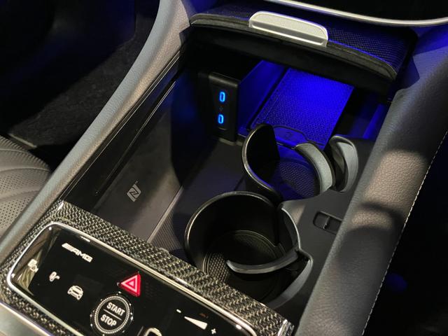 EQS EQS53 4マチック+ 1オーナー パノラミックスライディングルーフ エクスクルーシブPKG AMGカーボンファイバーインテリアトリム リアコンフォートPKG ナビ 360° ブルメスター シートヒーター&ベンチレーション(20枚目)