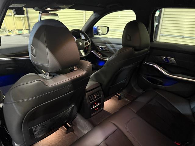 3シリーズ 320iツーリング Mスポーツ ファストトラックパッケージ ドライビングアシストプロ Mスポーツブレーキ 19インチMライトアロイ パーキングアシストプラス BMWLEDヘッドライト 電動リアゲート 全方位カメラ ACC(12枚目)