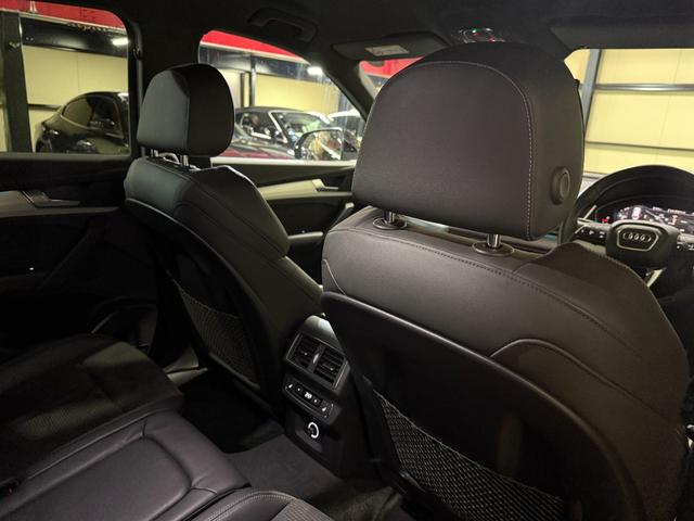 Q5 40TDIクワトロ スポーツ Sラインパッケージ マトリクスLEDヘッドライト アシスタンスパッケージ バーチャルコックピット シートヒーター(フロントリア)20インチAW オートマチックテールゲート サラウンドビューカメラ(18枚目)