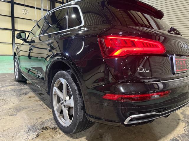 Q5 40TDIクワトロ スポーツ Sラインパッケージ マトリクスLEDヘッドライト アシスタンスパッケージ バーチャルコックピット シートヒーター(フロントリア)20インチAW オートマチックテールゲート サラウンドビューカメラ(40枚目)