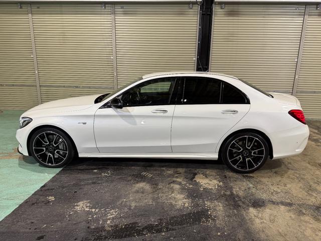 上質でお買い求めやすい輸入中古車をご案内しております。お客様のお好みに合った弊社在庫よりお選びくださいませ。