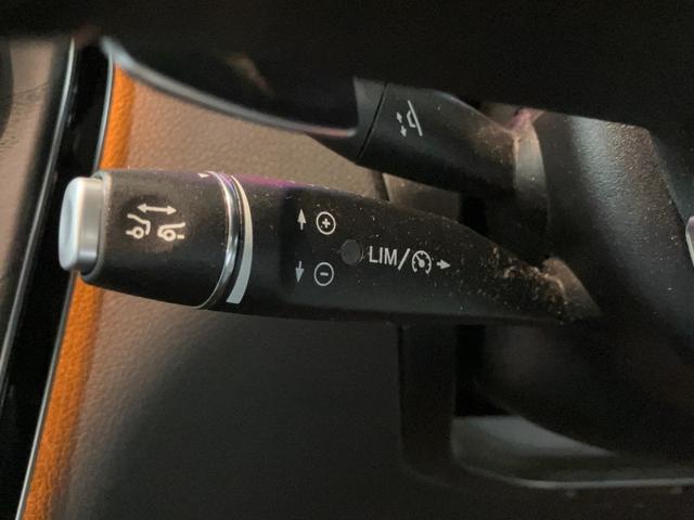 ＧＬＣ ＧＬＣ２５０　４マチックスポーツ　１オーナー　レーダーセーフティパッケージ　ＡＭＧスタイリングパッケージ　メーカー純正ナビ　３６０°カメラ　フルセグ　ＬＥＤインテリジェントライト　アダプティブハイビームアシストプラス（14枚目）