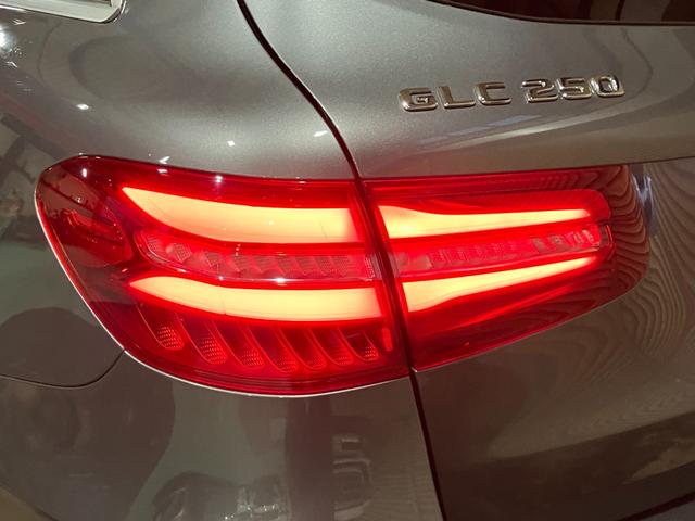 ＧＬＣ ＧＬＣ２５０　４マチックスポーツ　１オーナー　レーダーセーフティパッケージ　ＡＭＧスタイリングパッケージ　メーカー純正ナビ　３６０°カメラ　フルセグ　ＬＥＤインテリジェントライト　アダプティブハイビームアシストプラス（35枚目）