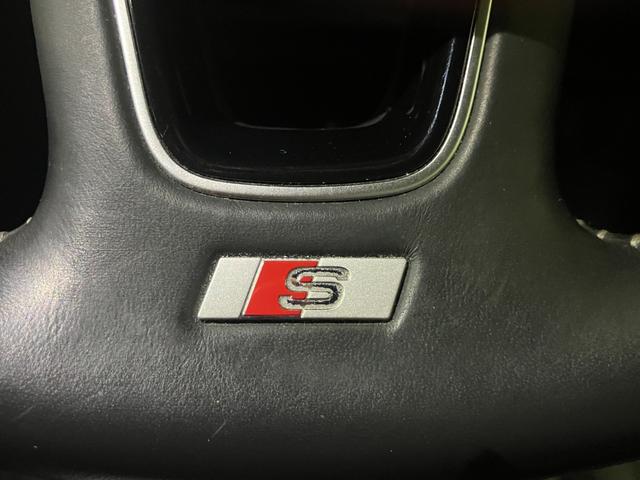 A4 2.0TFSIクワトロスポーツ Sラインパッケージ マトリクスLEDライト バーチャルコックピット パワーシート&シートヒーター 5ツインスポークスター18インチアルミ アダプティブクルコン(9枚目)