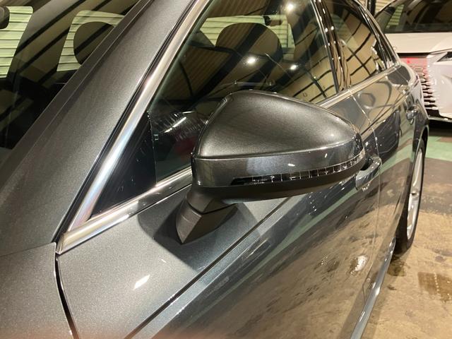 A4 2.0TFSIクワトロスポーツ Sラインパッケージ マトリクスLEDライト バーチャルコックピット パワーシート&シートヒーター 5ツインスポークスター18インチアルミ アダプティブクルコン(25枚目)